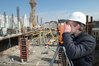 Ilustracja: Zapowiada się dobry rok dla budownictwa: przybędzie zleceń infrastrukturalnych i mieszkaniowych