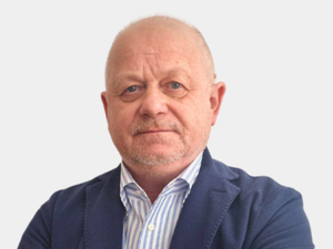 Ilustracja: Prof. Figurski wicedyrektorem Instytutu Łączności